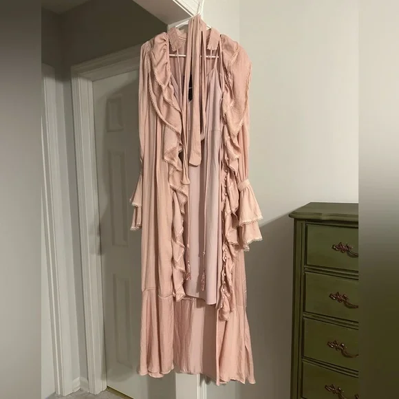 Pink Maxi Dress with ruffles NWT - Picture 2 of 16